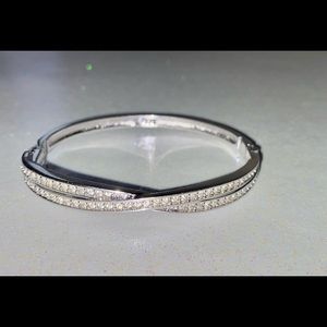 Swarovski Edith Bangle 2025 | www.urbag.ws